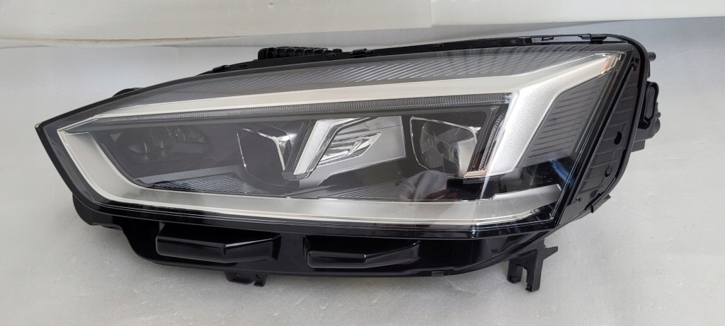 Купить Фара левая перед audi a5 2 8w6 2016- full led 8w6941033d