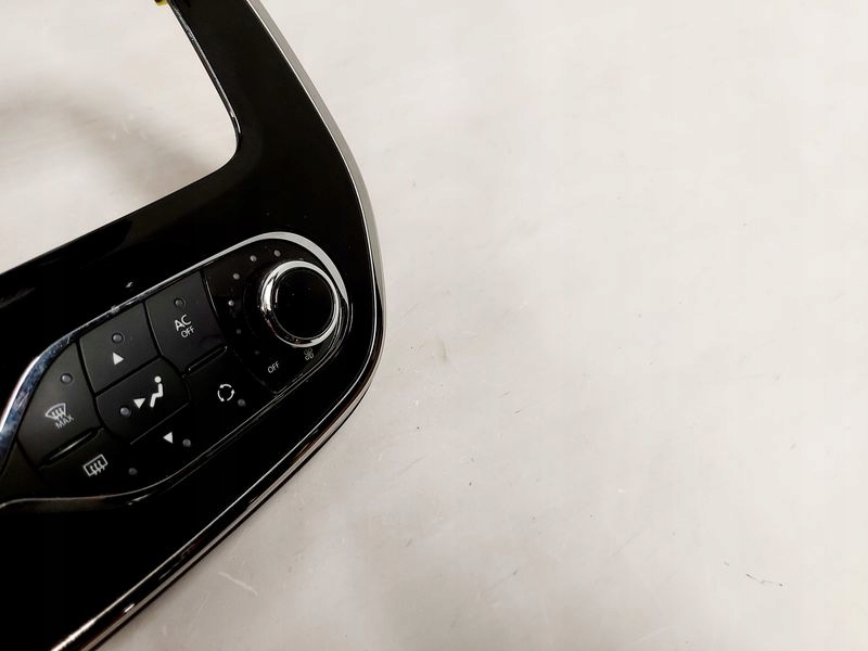 фото №2, Renault captur i рамка радио панель кондиционера