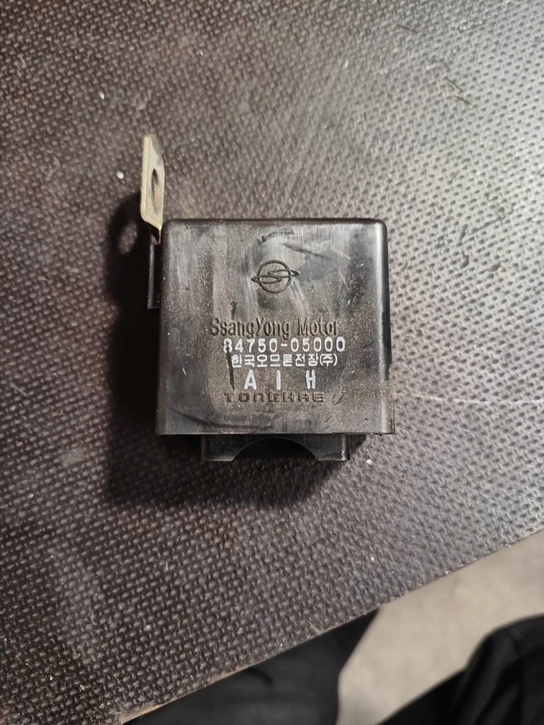 фото №1, Ssang yong korando ii реле модуль 84750-05000