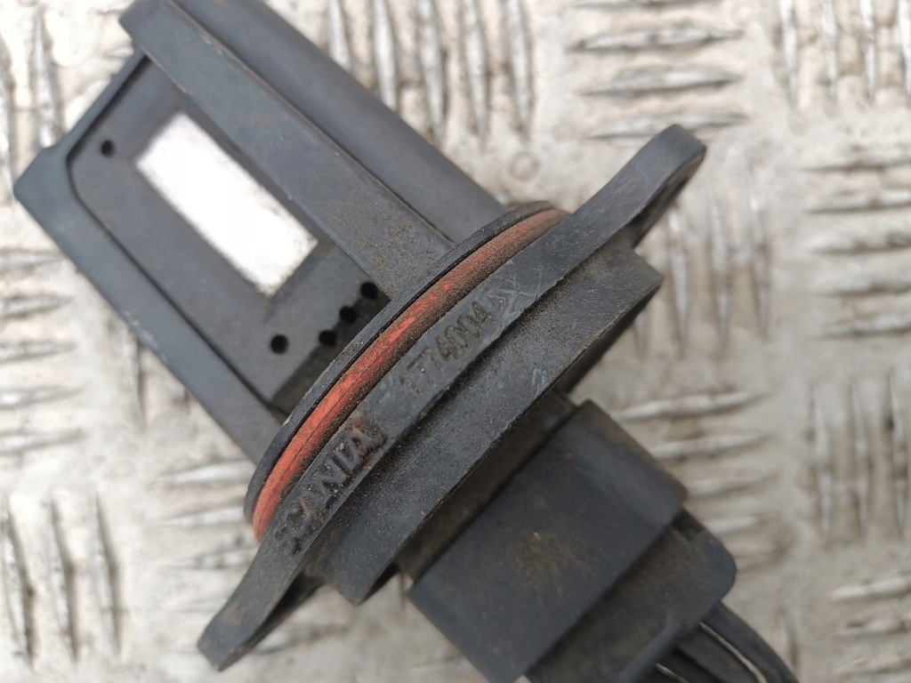 фото №2, Витратомір масовий повітря scania r