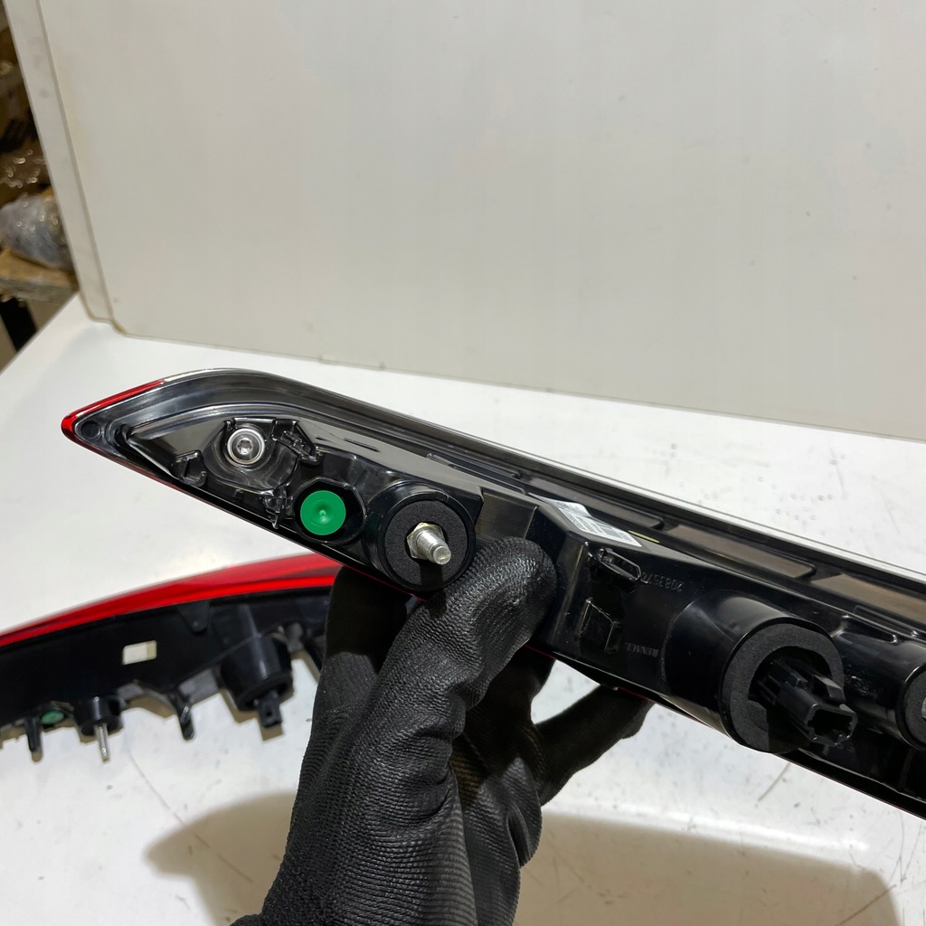 фото №13, Renault captur ii правая лампа w крышка 265501234r