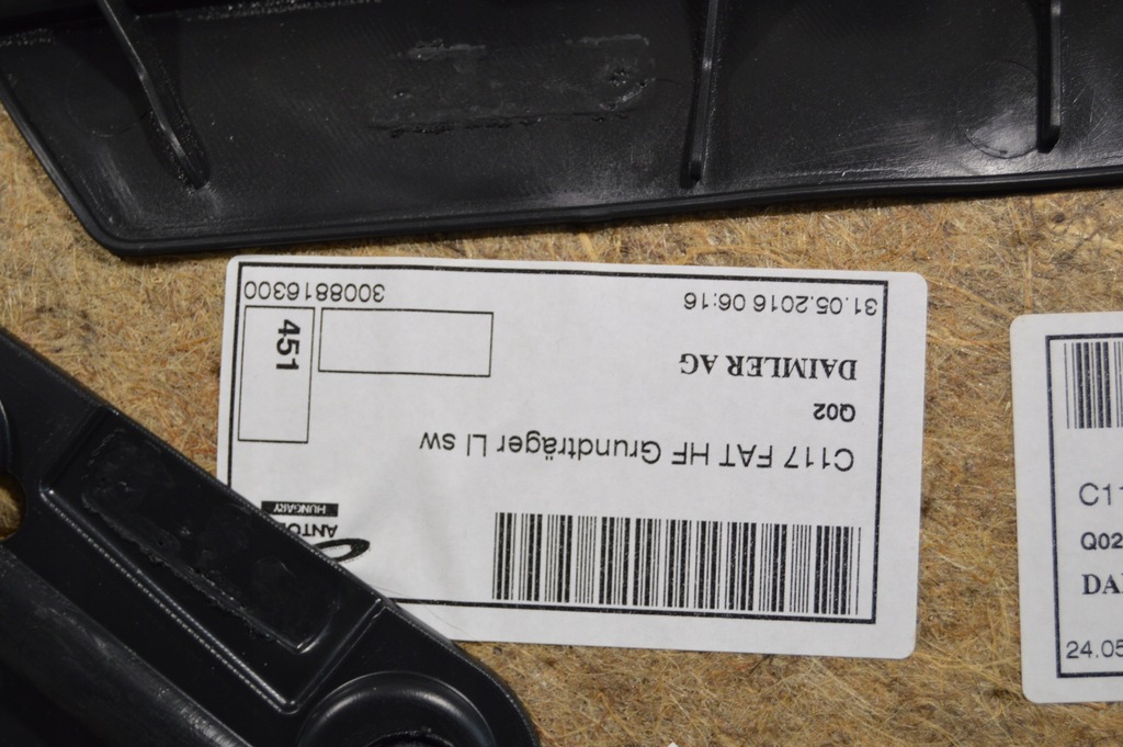 фото №15, Обшивка дверь левый перед mercedes w117 c117 sedan