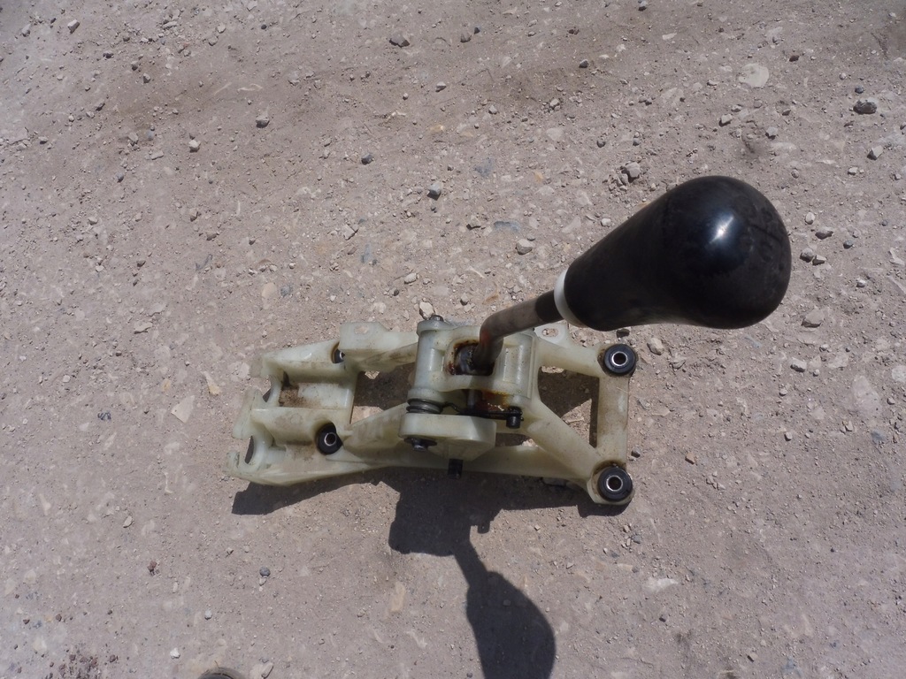 фото №1, Toyota rav 4 i 2.0 домкрат ручка переключения передач