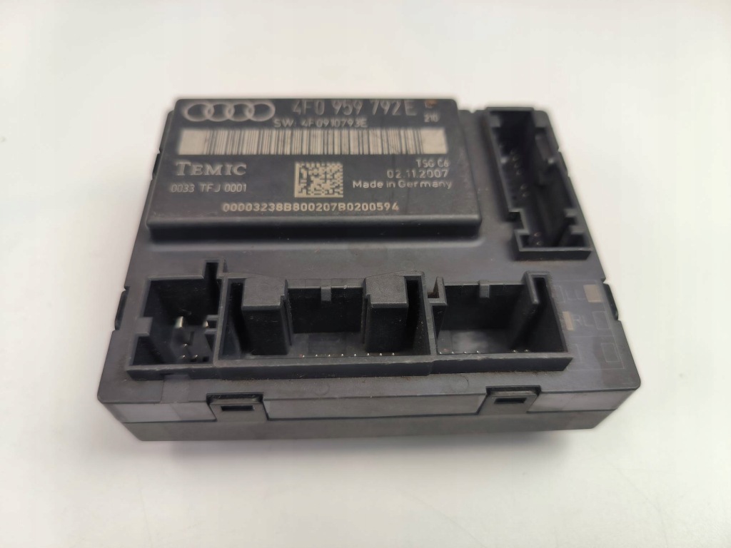 фото №4, Модуль двері 4f0959792e audi a6 c6