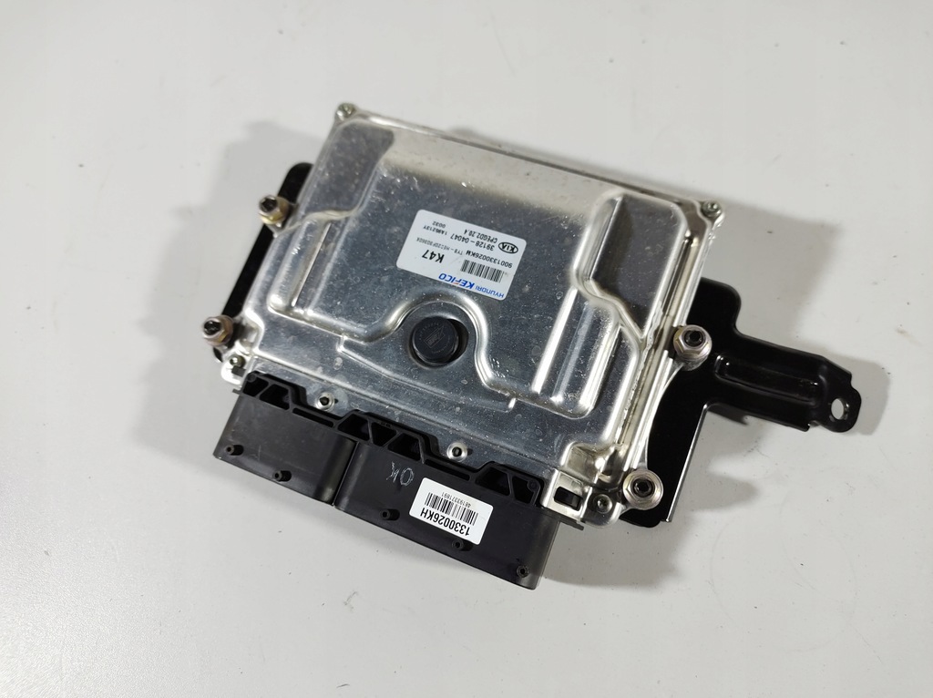 фото №10, Kia stonic 1.0 t-gdi 17- бортовой компьютер двигателя 39128-04047