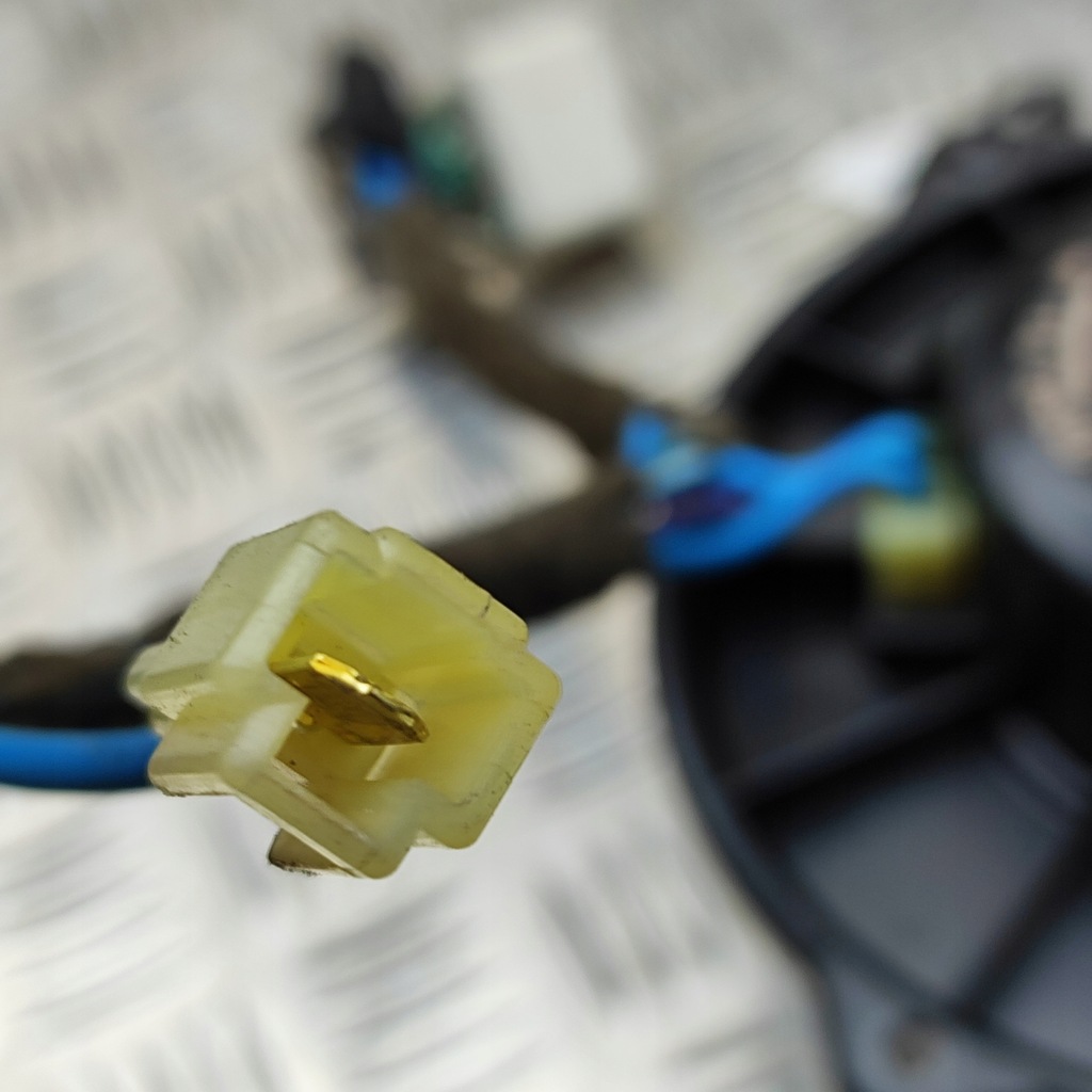 фото №6, Моторчик отопителя mazda mx-5 ii nb br7061b10 32967363 1.8l 103kw 2001