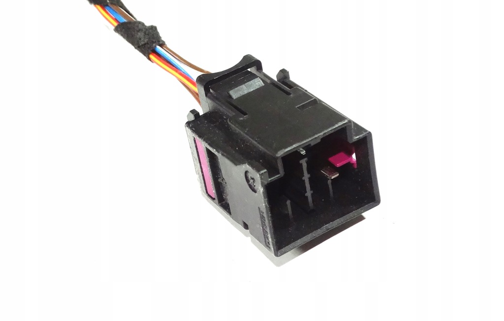 фото №9, Vw golf vii штекер колодка 4f0937743