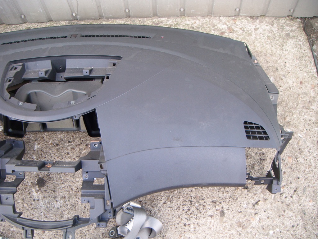 фото №6, Mitsubishi grandis 03-11konsola подушки безопасности ремни kpl.