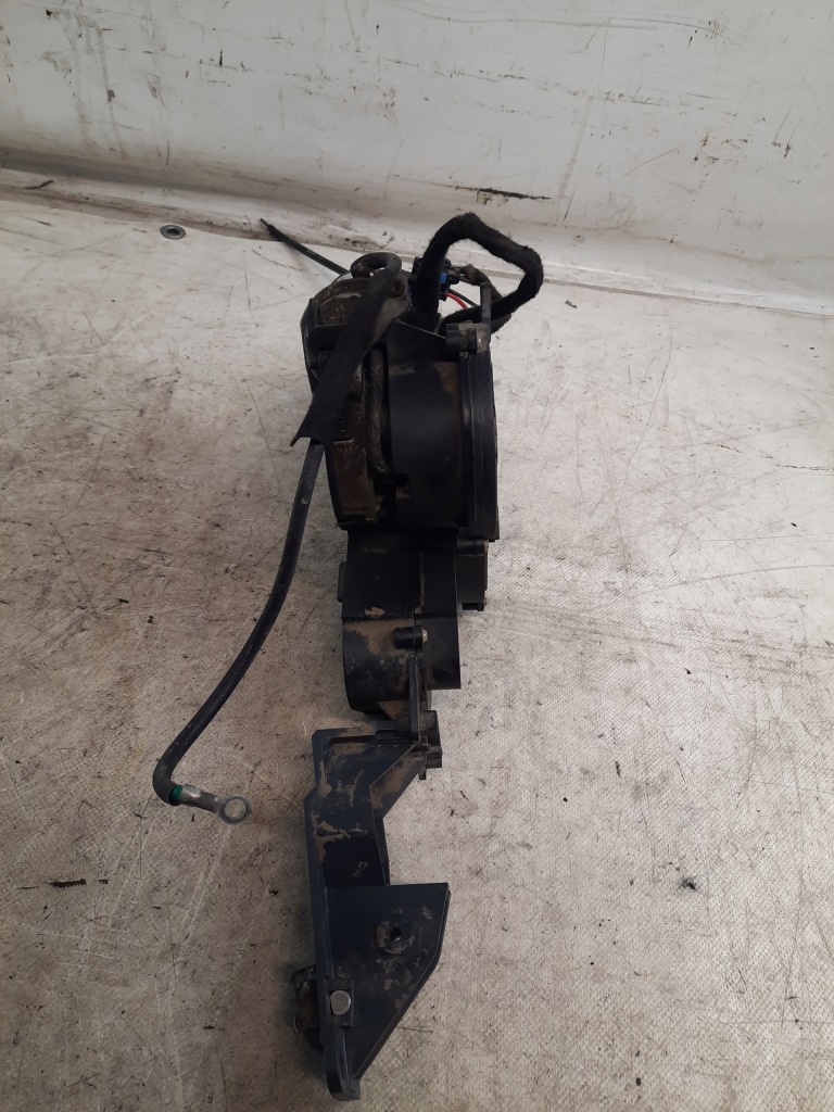 Механізм двері peugeot оригінальний номер 16835852 Ціна