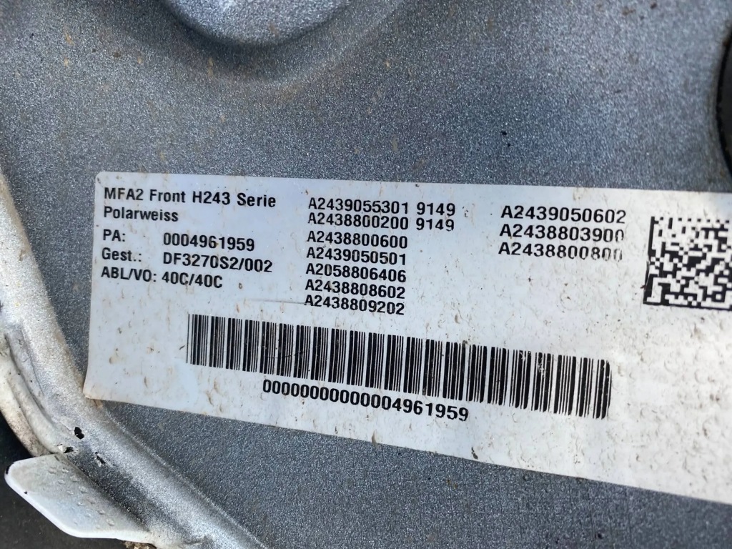 фото №9, Mercedes eqa 243 бампер перед передній 2439055301