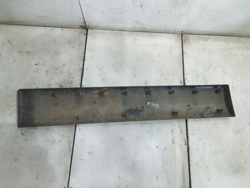 фото №4, K300 молдинг бічна ліва opel vivaro a 8200036081