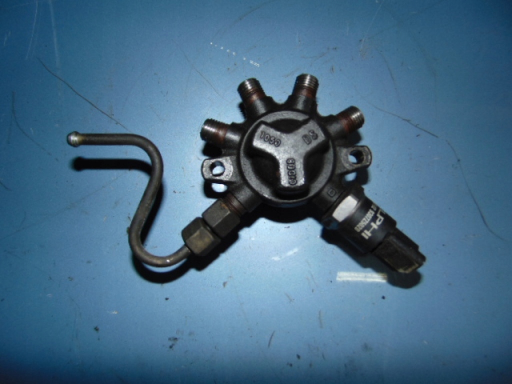 фото №1, Молдинг впрыскная 8200057232 renault thalia i 1.5dc