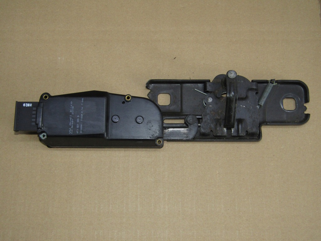 фото №1, Замок доводчик кришки багажника audi q7 3.0tdi 4l