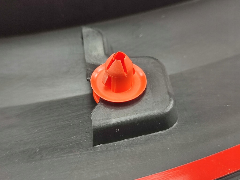 фото №10, Молдинг крила правий задня volvo xc70 ii 2007-2016 nowa оригінальна 31283107