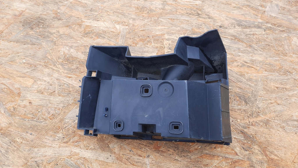 фото №1, Направляющая бампера левый задняя volvo xc90 08626959