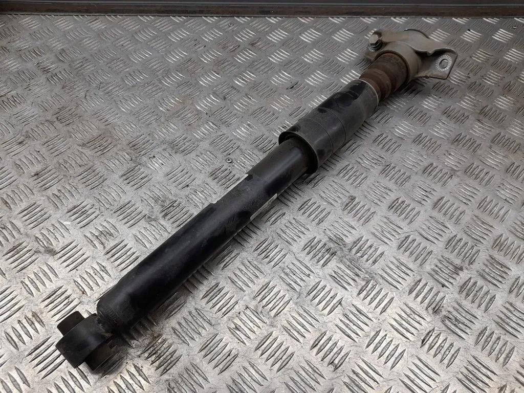 фото №1, Audi q7 4m 2018 задний амортизатор