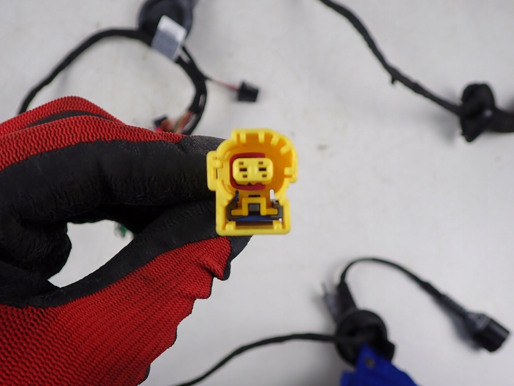 фото №5, Жгут дверь левый перед левая передняя сторона audi a5 8t sportback