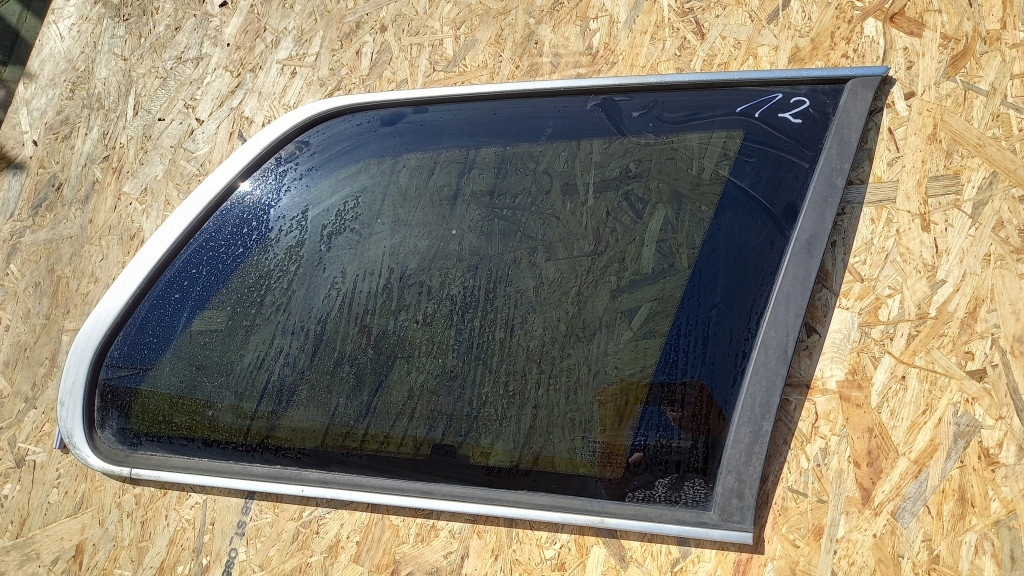 фото №1, Скло кузовна права volvo xc90 00r