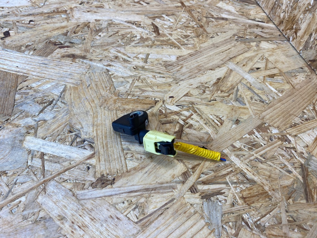 фото №7, Датчик удару штекер hyundai kona 95920-k4000