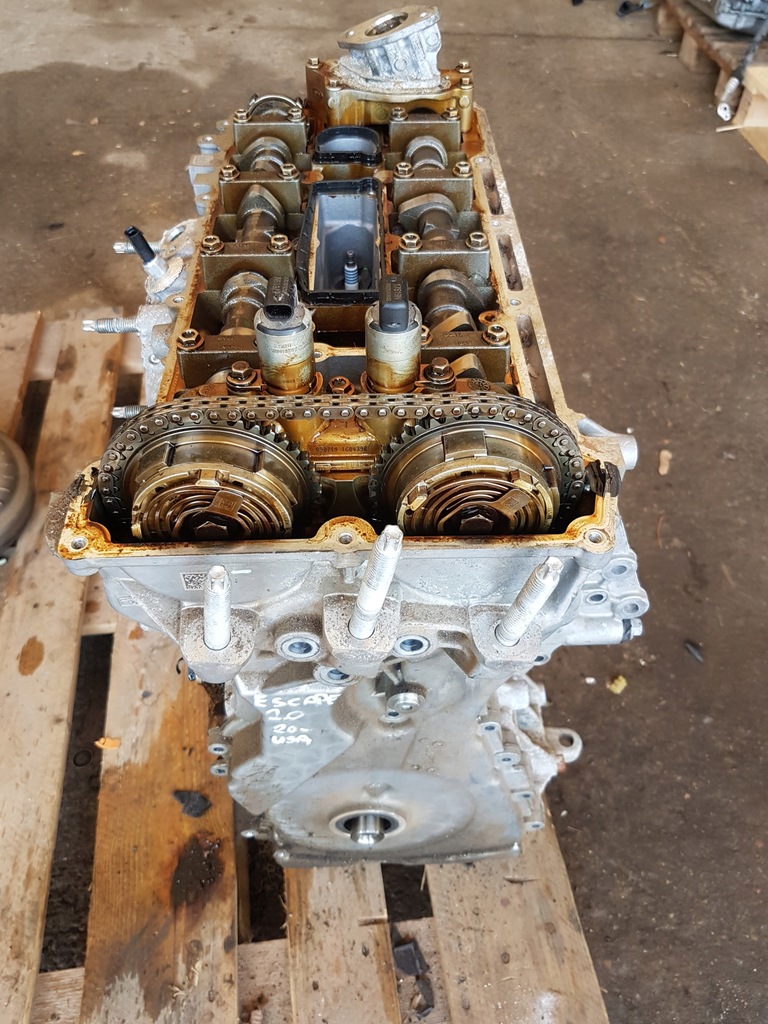 фото №11, Ford escape 20- кришка корпус розподільного валу двигуна usa 2.0