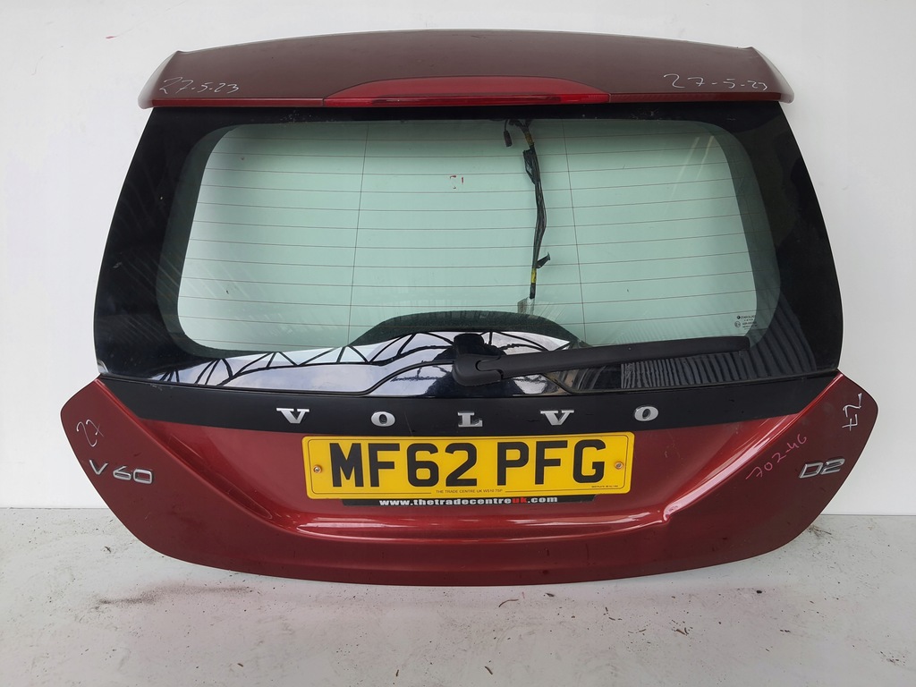фото №1, Volvo v60 ii 10-13 крышка багажника задняя