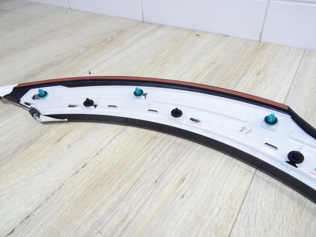 Subaru legacy 4/outback молдинг ліва задній uz9813 mhm Ціна