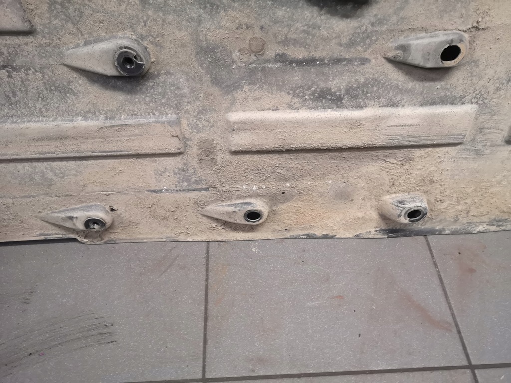 фото №5, Защита подвеска правая audi a8 d3 4e0825206d