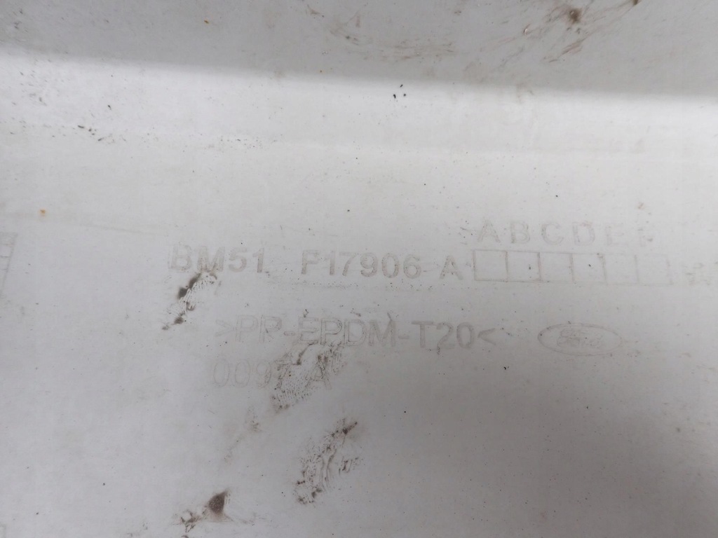 фото №12, Ford focus iii 3 mk3 sedan lift 14-18 бампер задняя задний pdc