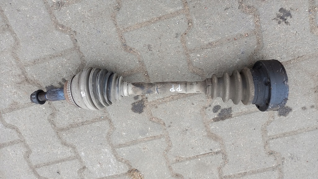 фото №1, Привідний вал права перед toyota previa 01r