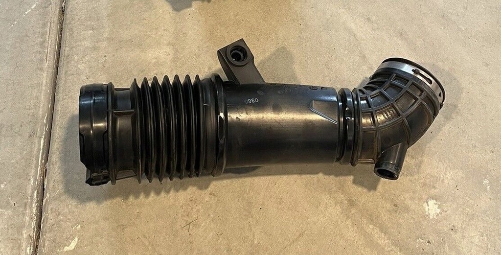 фото №1, Труба фільтра повітря gladiator 3.0 crd wrangler