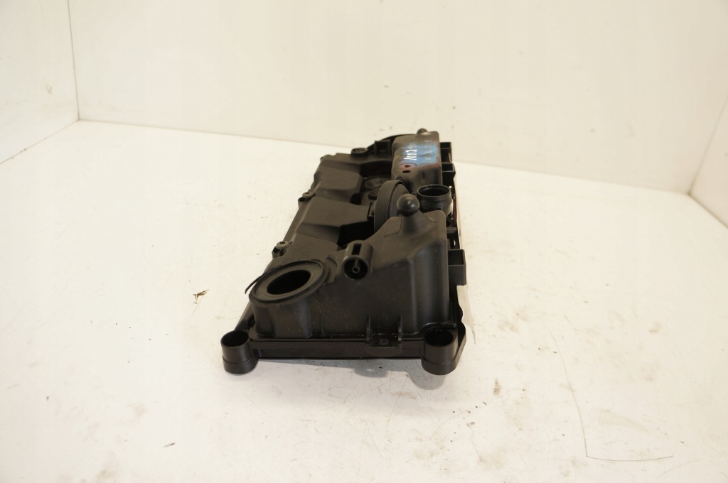 фото №5, Кришка клапанів vw golf vii t-roc passat b8 1,6 2,0 tdi 03l103469s