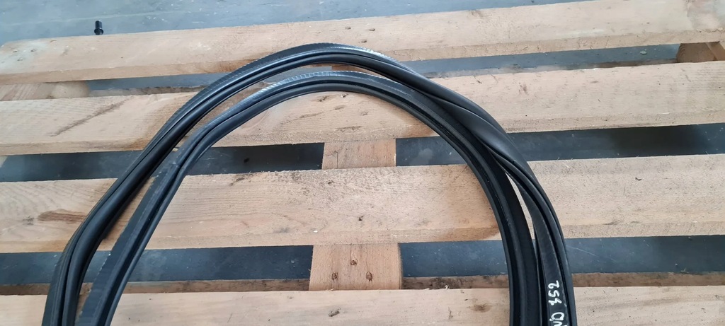 фото №8, S3 8y a3 прокладка дверь резиновый левая правая перед sedan 8y0837911a