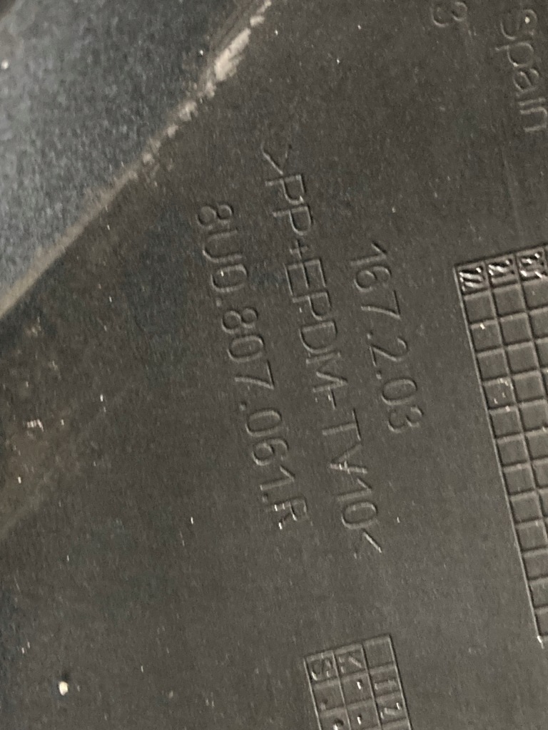 фото №8, Спойлер бампера перед audi q3 s-line 8u0807061r