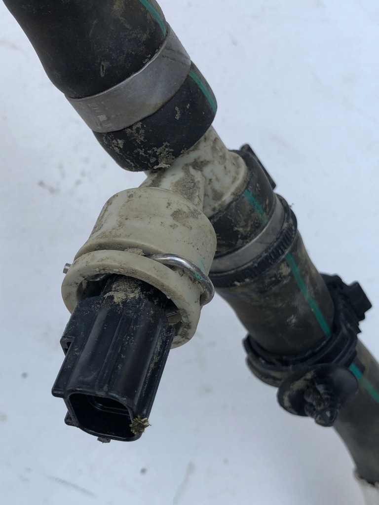 Volvo v60 2 2.0 t8 гібрид шланги води шланг радіатор 31368487 32222172 Зі Шроту