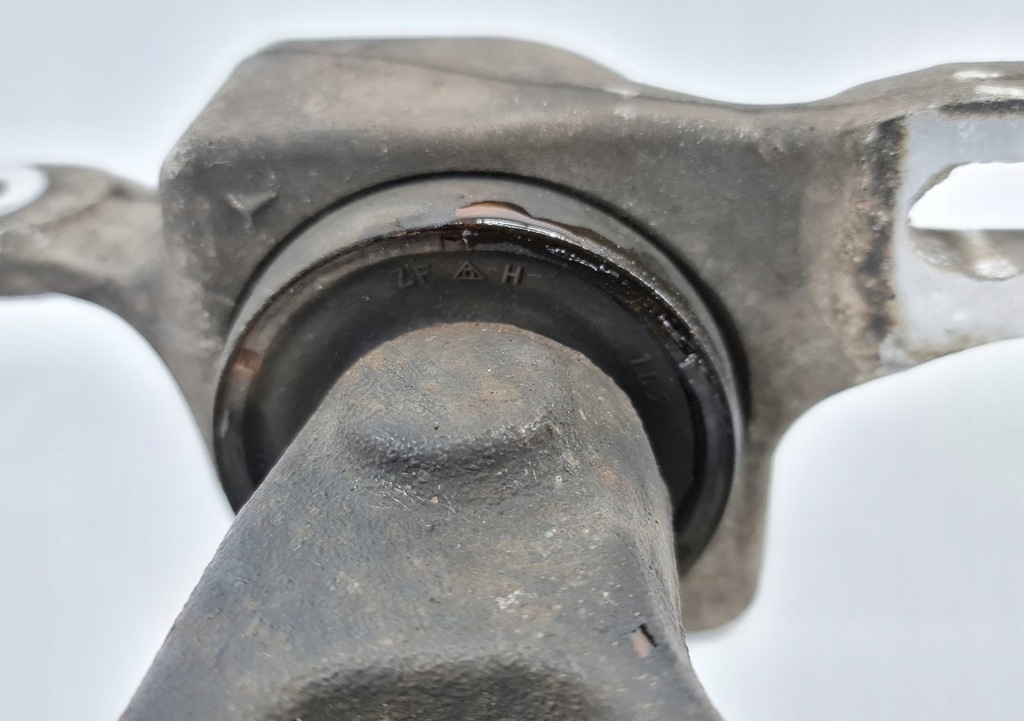 фото №8, Важіль передній правий перед mercedes w251 4matic