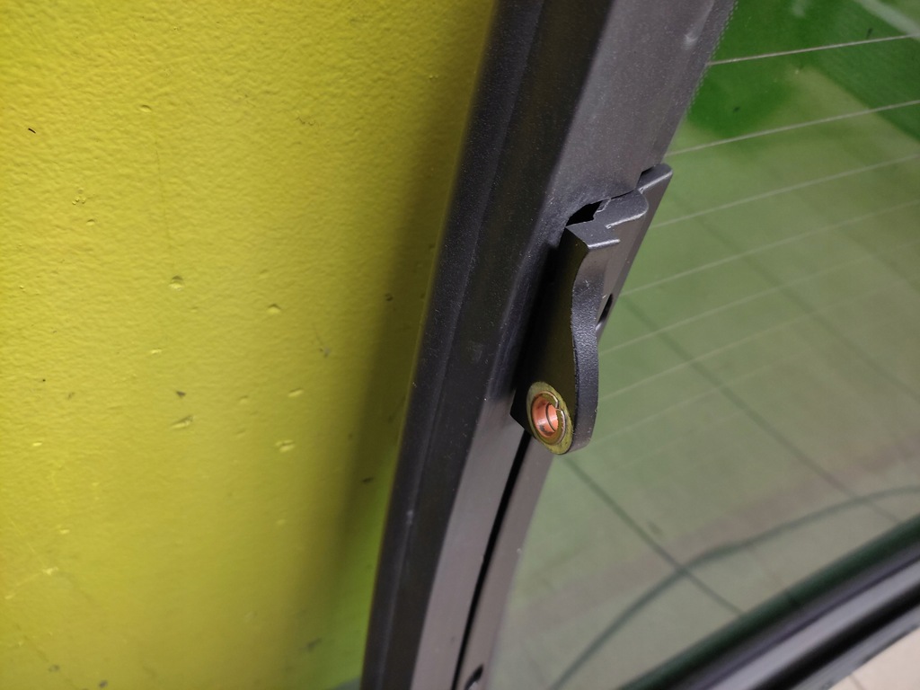 фото №8, Peugeot 307 cc стекло задняя