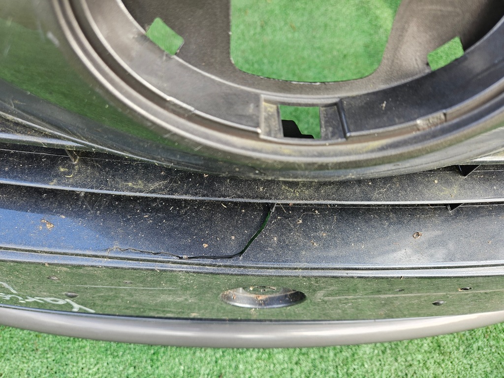 фото №4, Бампер перед toyota yaris iii