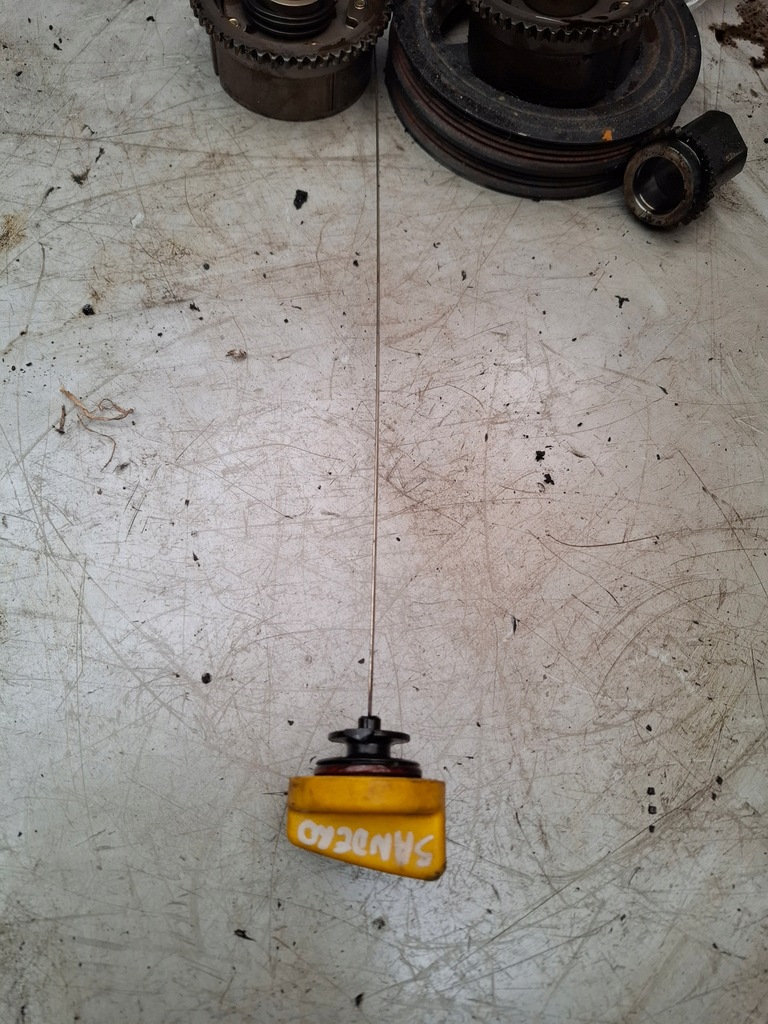 фото №1, Dacia renault nissan 1,0 sce b4de411 щуп щуп масла