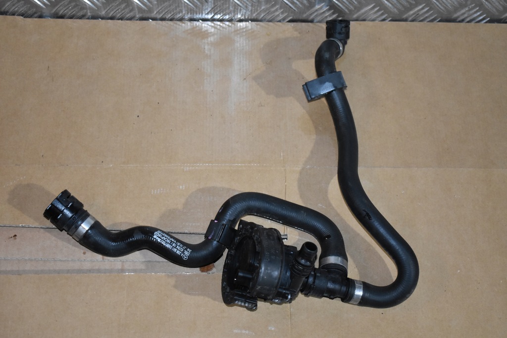 фото №1, Idealne дроти wody + помпа насос mercedes w206 1