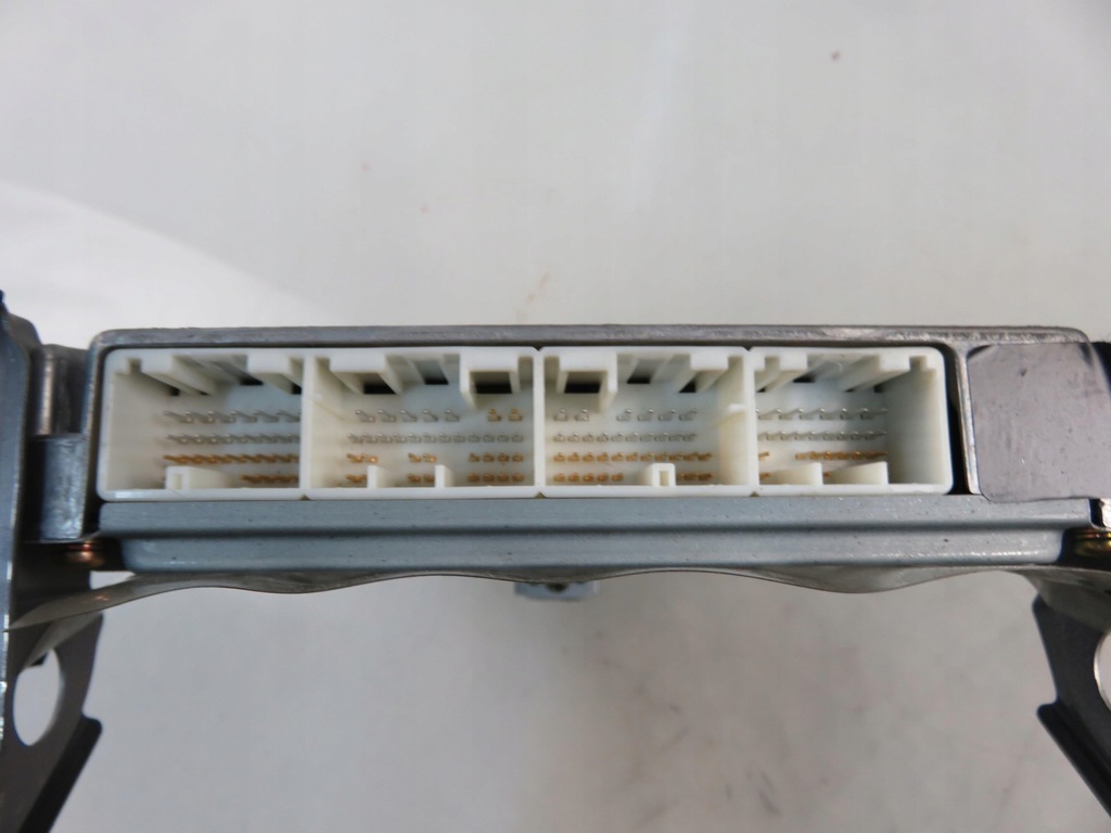 фото №6, Блок управления pontiac vibe i 1.8 awd 8966101140 tn2750009371