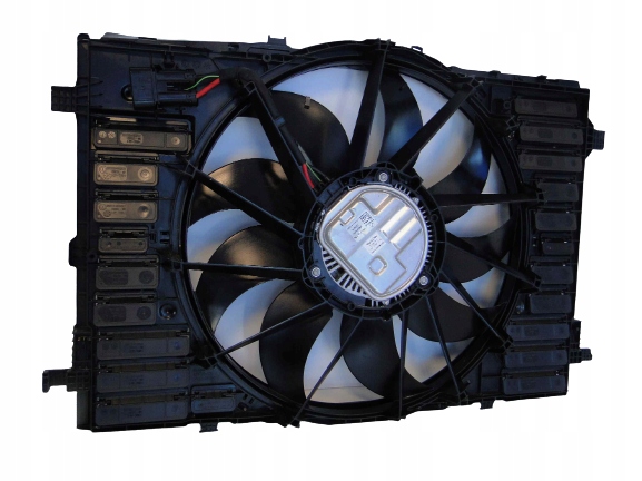 фото №1, Mercedes gla h247 247 вентилятор 1000w 45 amg