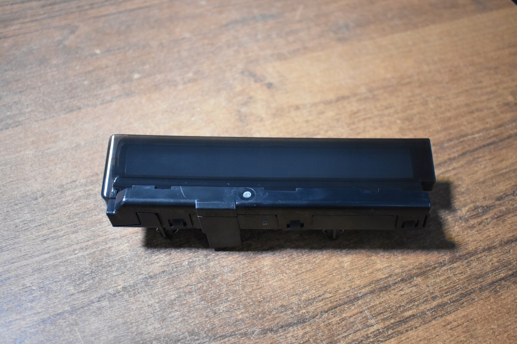 фото №1, Idealna молдинг консолі led mercedes w223 1