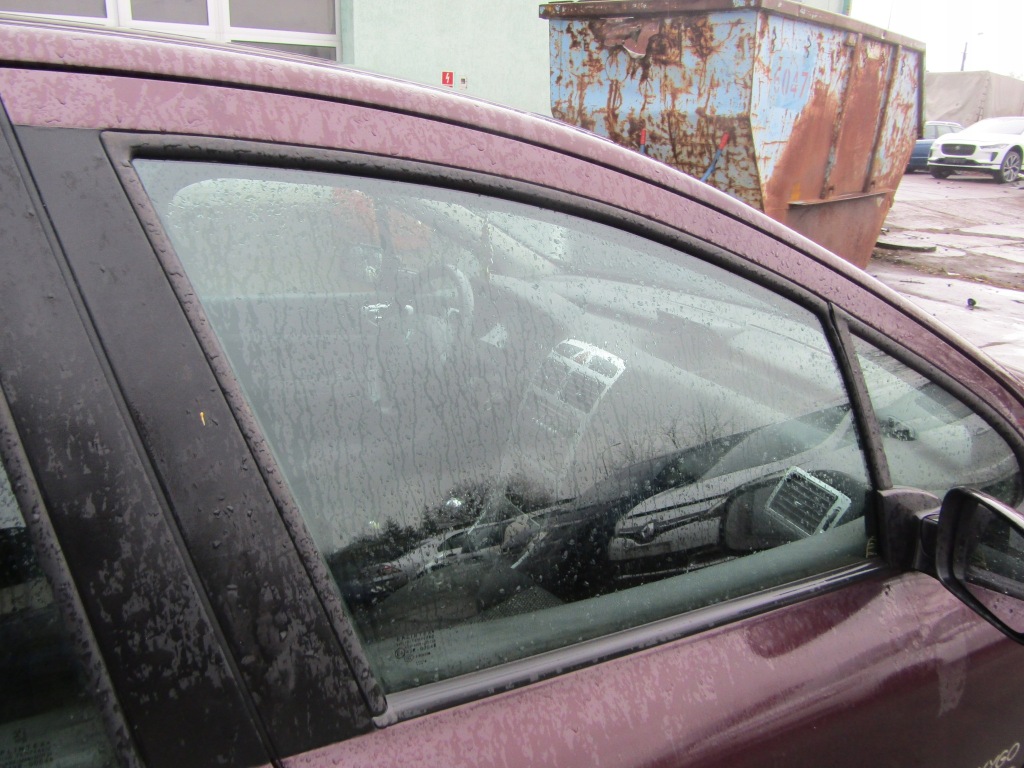 фото №1, Peugeot 307 стекло дверь перед правая