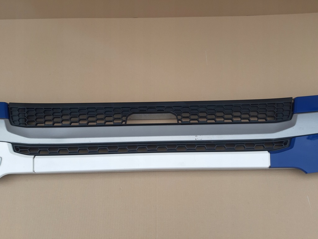 фото №4, Scania r s лавка підніжка решітка радіатора решітка радіатора нижня