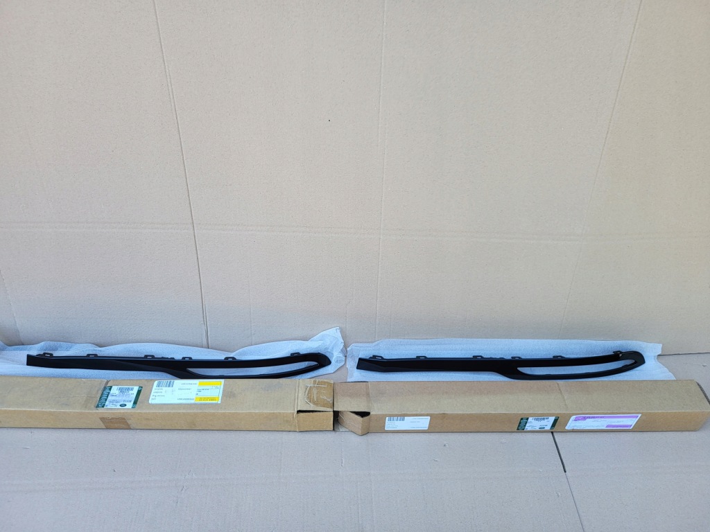 фото №1, Range rover velar молдинг бампера задняя правая new оригинальный номер