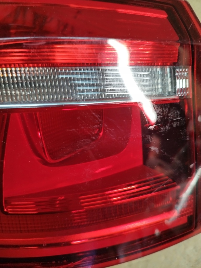 фото №4, Vw golf vii sportsvan лампа левая задняя 510 945 095 r