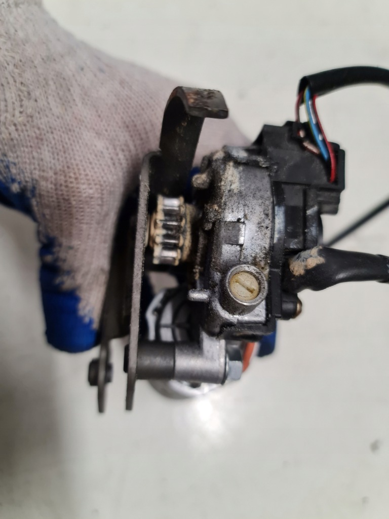 фото №5, Моторчик регулировки сиденье audi a8 d2 0390206610