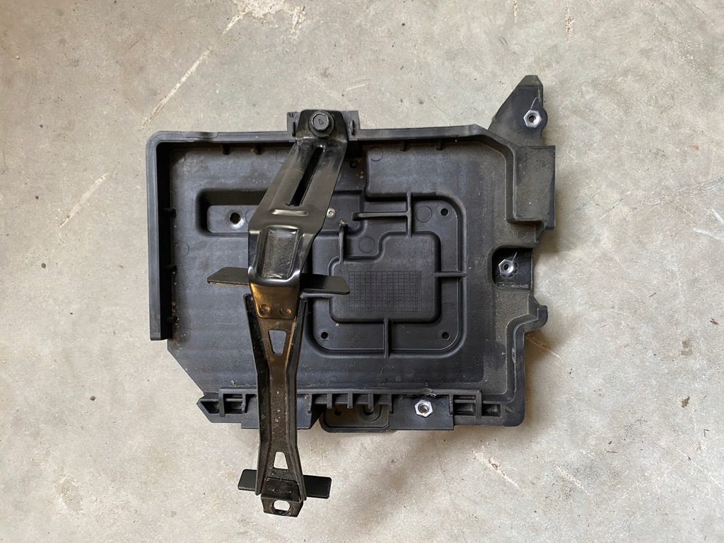 фото №1, Kia rio v stonic основание aklumatora 37150-h8800