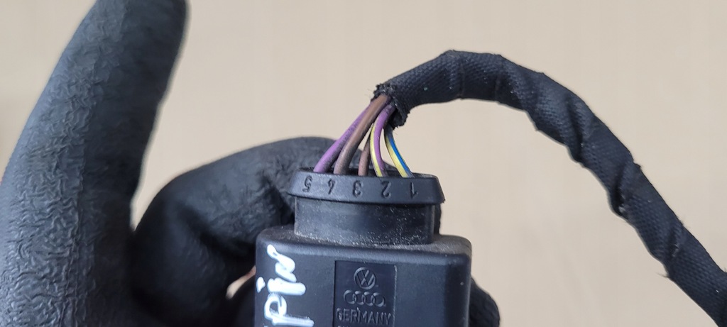 фото №11, A3 8v wtycza колодка 8k0973705 5 pin vw golf vii tiguan