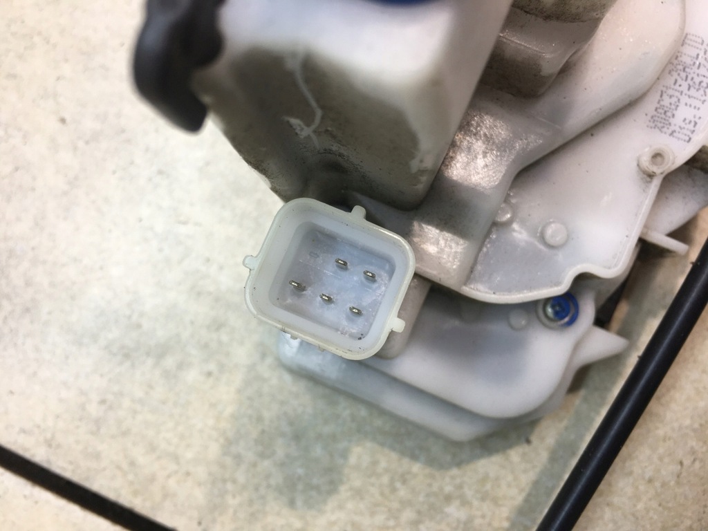 фото №6, Замок дверь правый перед bipper tepee 1361747080 5 pin